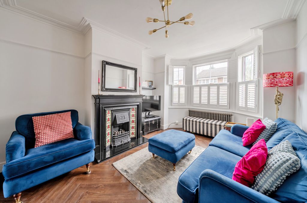 Property photo 2 of 18 1420234-7-69A0220...