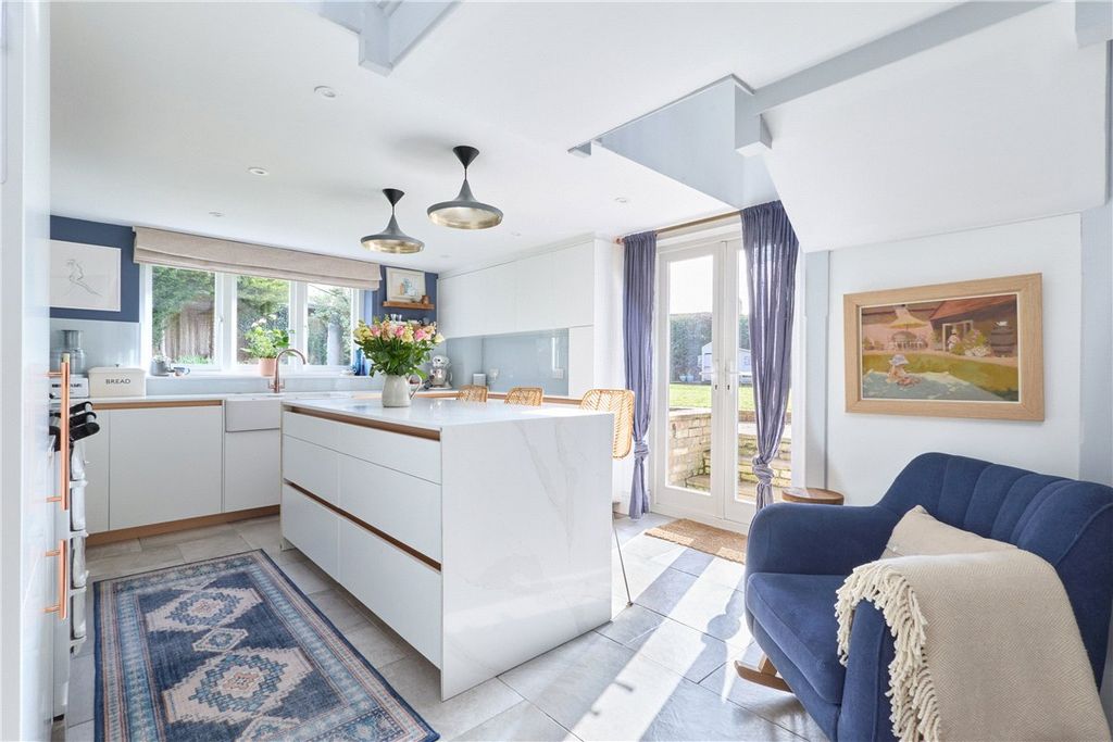 Property photo 3 of 27 Picture No. 06