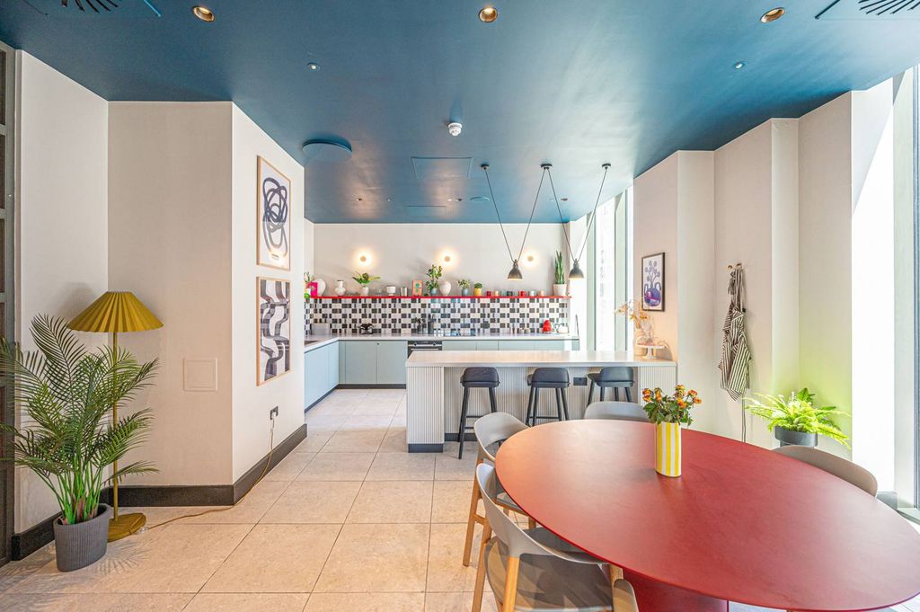 Property photo 3 of 30