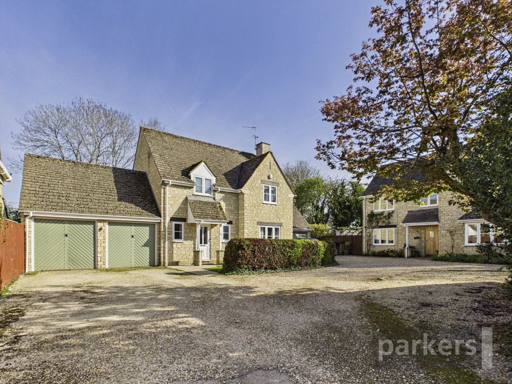 Property photo 1 of 32 Picture No. 44