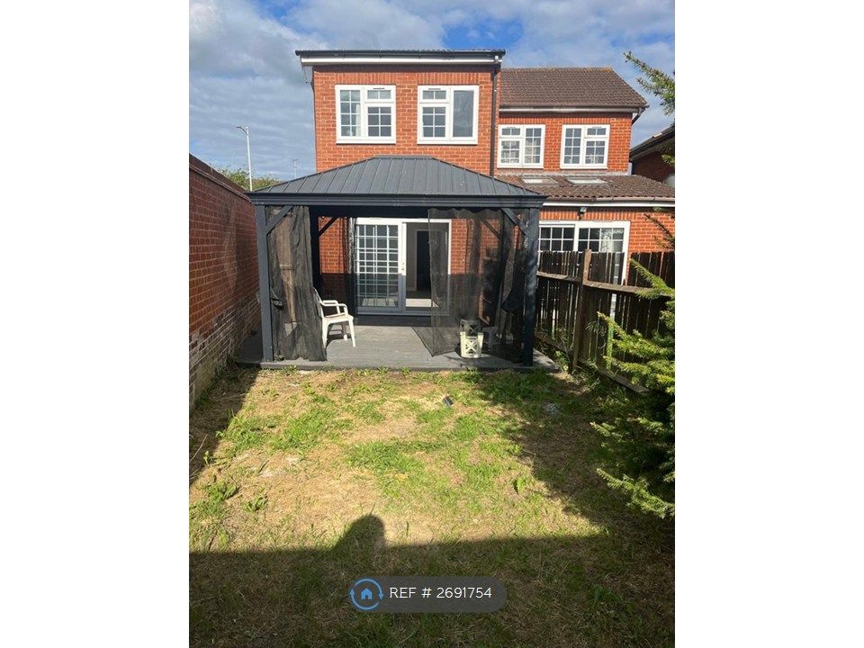 Property photo 3 of 6