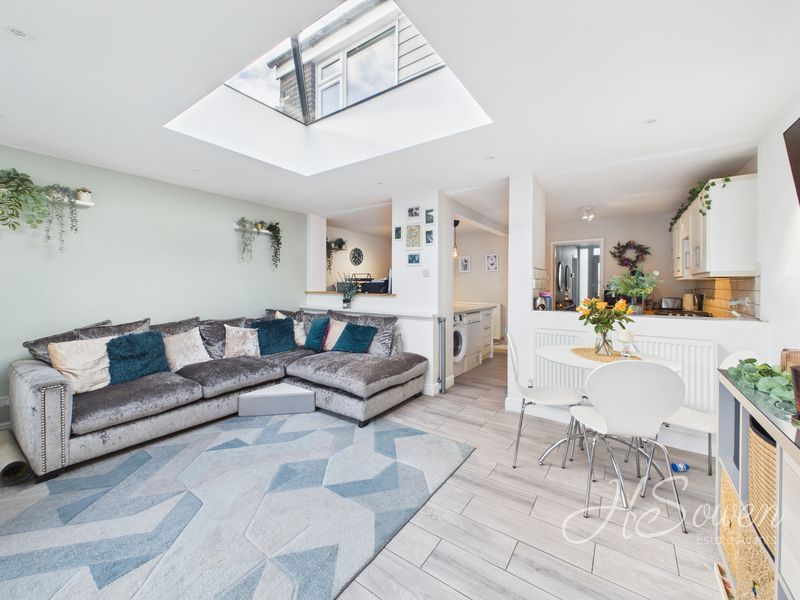 Property photo 1 of 17 Photo 13