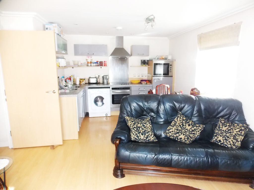 Property photo 2 of 14