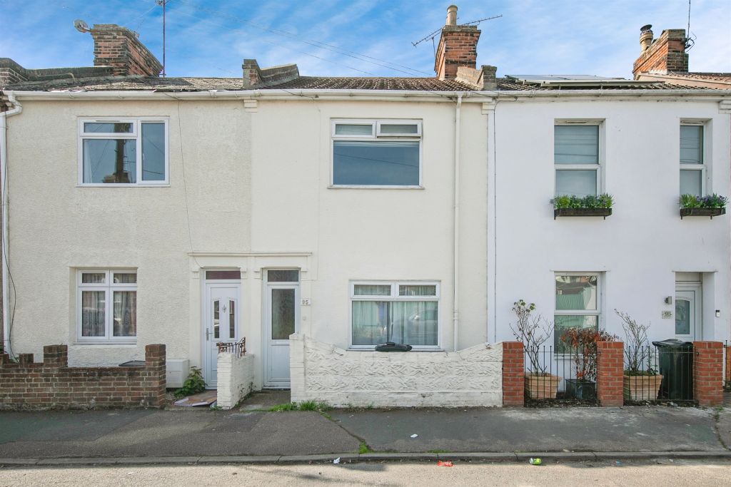 Property photo 2 of 13