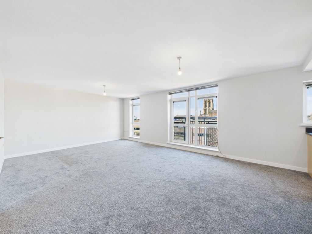 Property photo 3 of 12 3551287