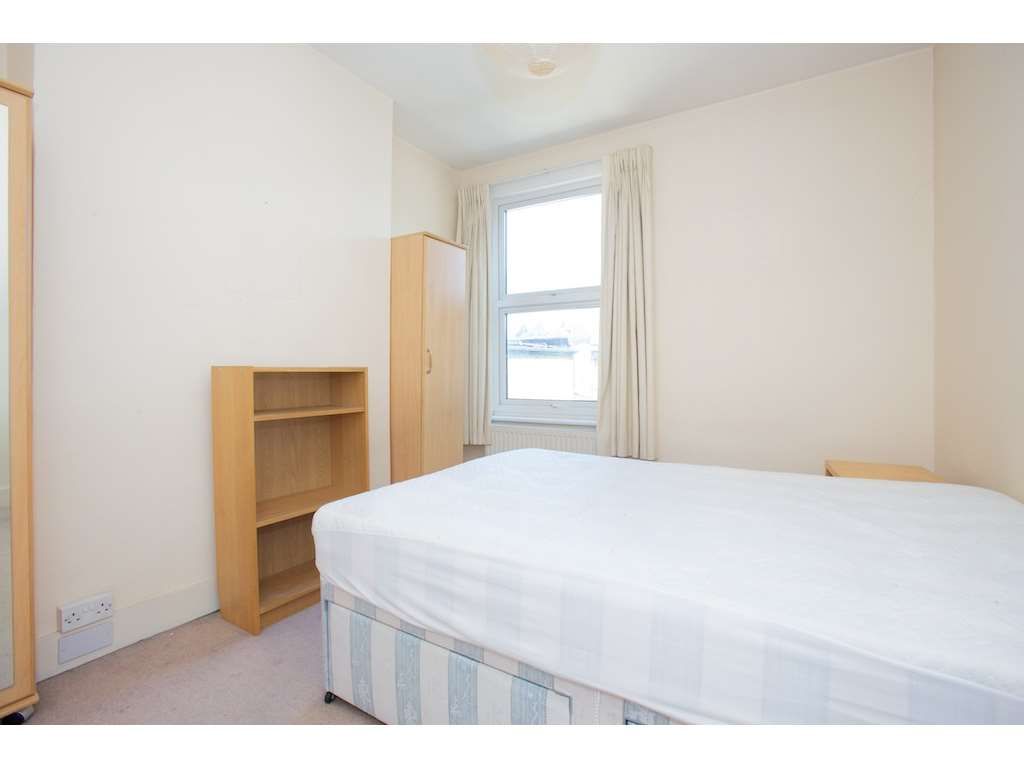 Property photo 3 of 7 3