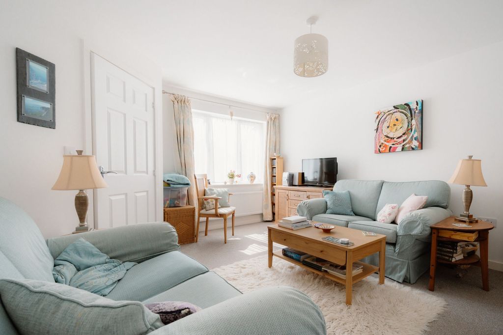 Property photo 3 of 15