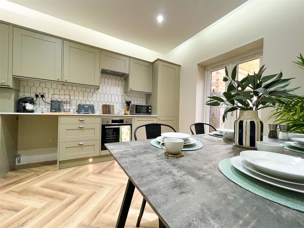 Property photo 3 of 66 Img_3362.Jpg