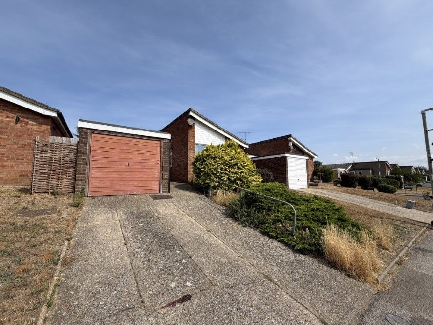 Property photo 1 of 12