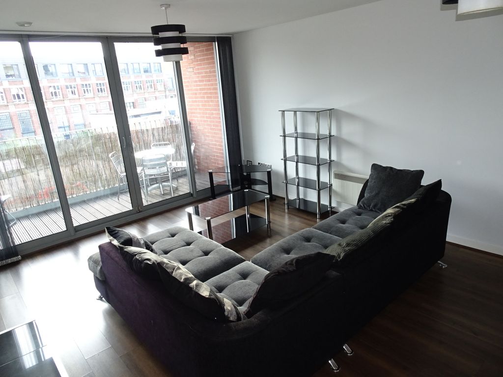 Property photo 2 of 11