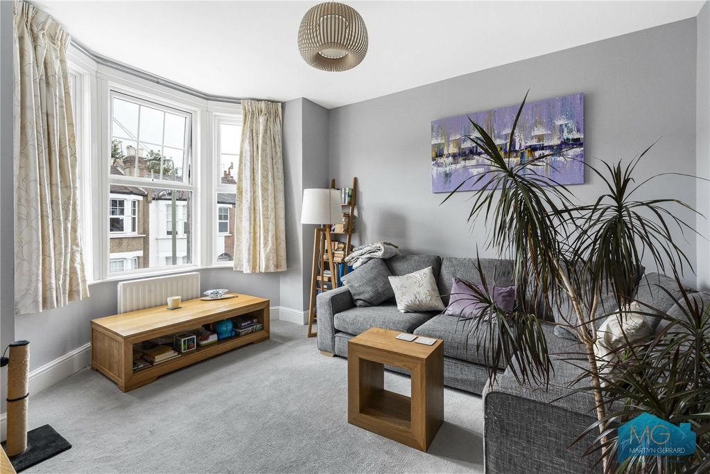 Property photo 3 of 18 Picture No. 20