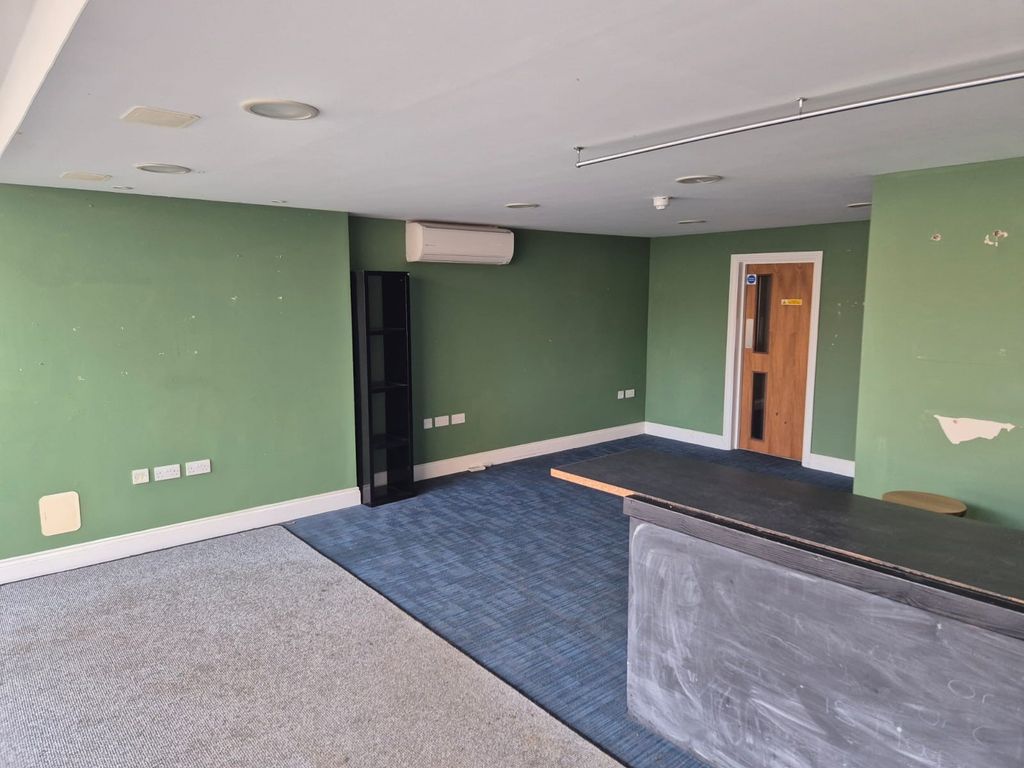 Property photo 2 of 2