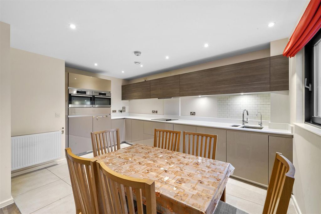 Property photo 1 of 15 275 Williams Way - 9Opwyryjnwcs1Rfzpup8.Jpg