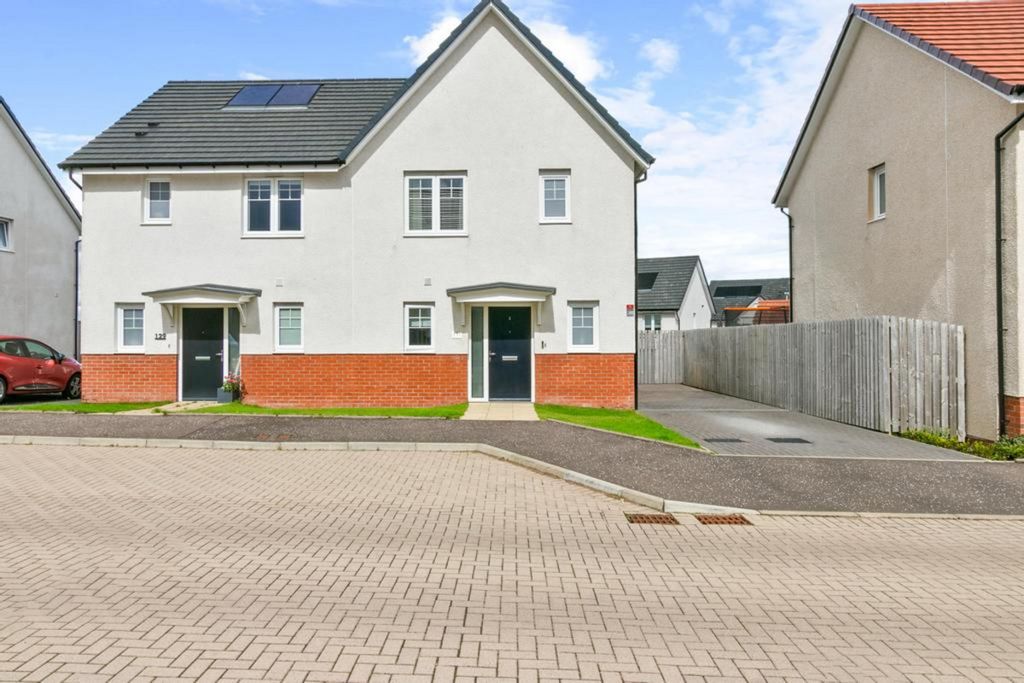 Property photo 1 of 29
