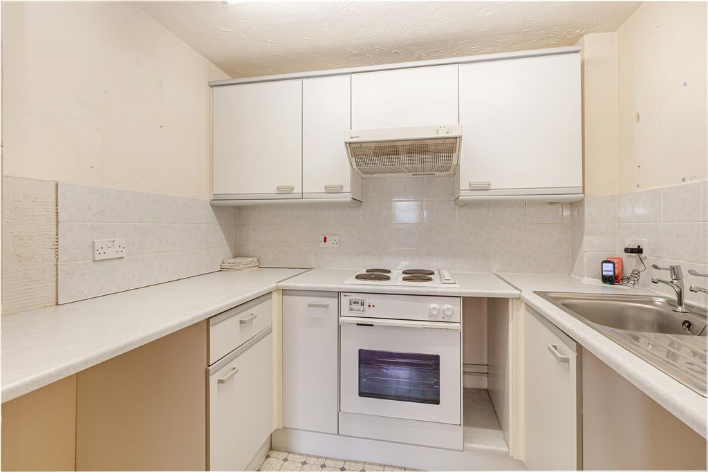 Property photo 2 of 15 Kicthen-2.Jpg