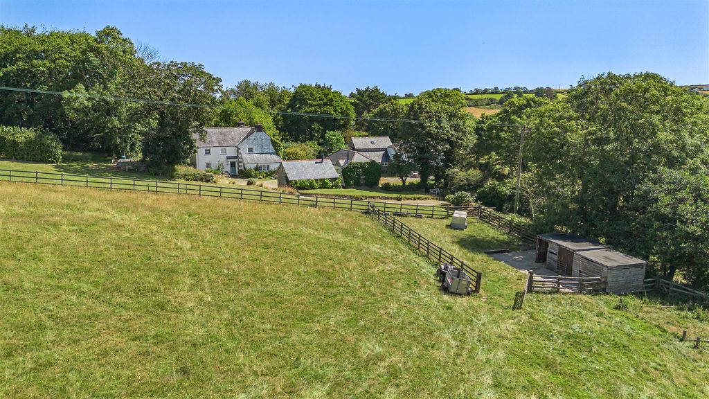Property photo 3 of 30 55_87095.Jpg