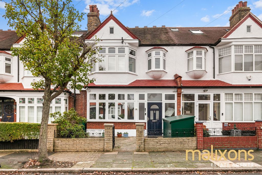 Property photo 2 of 12