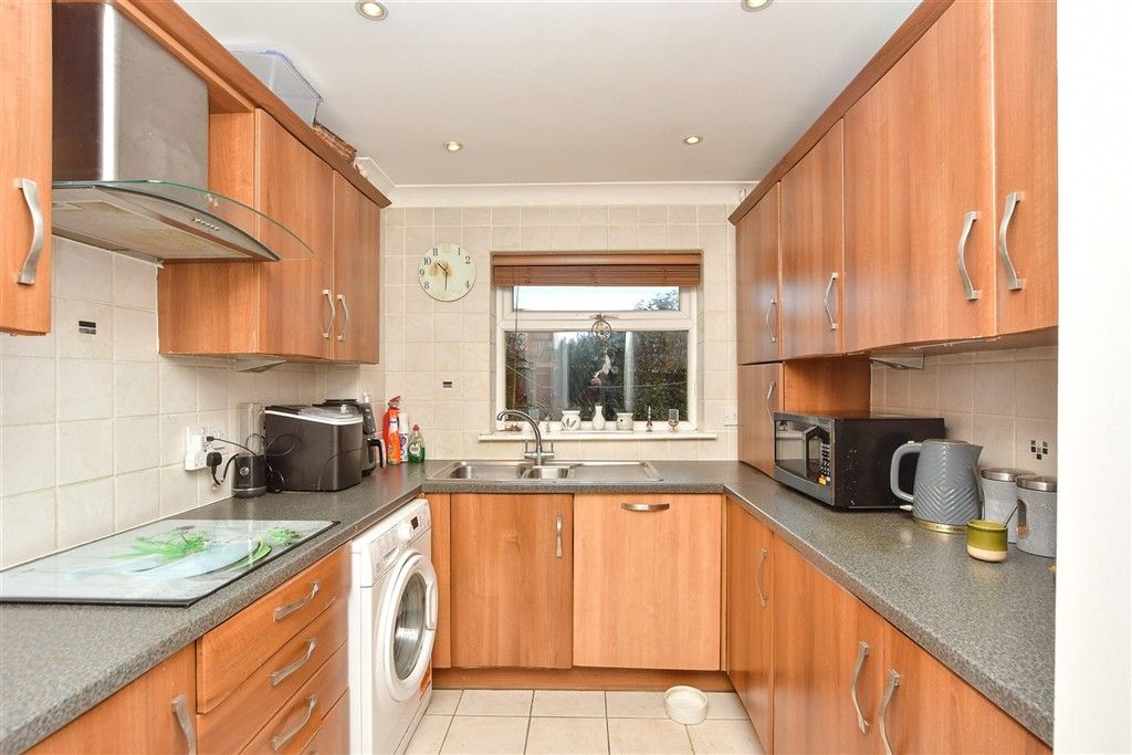 Property photo 1 of 12 Kitchen