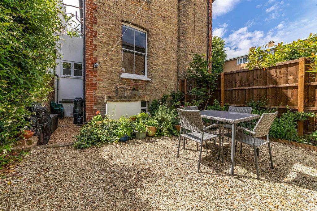 Property photo 2 of 13 Img_5779.Jpg