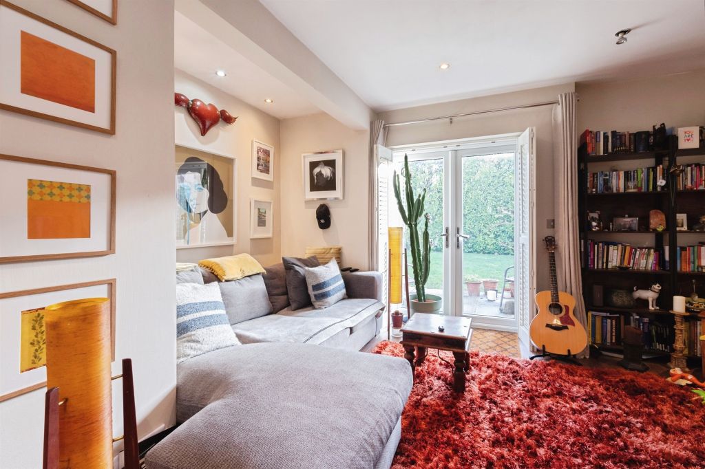 Property photo 3 of 24