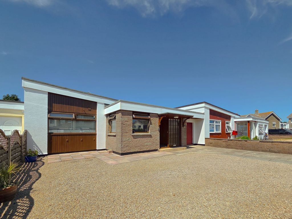 Property photo 1 of 28