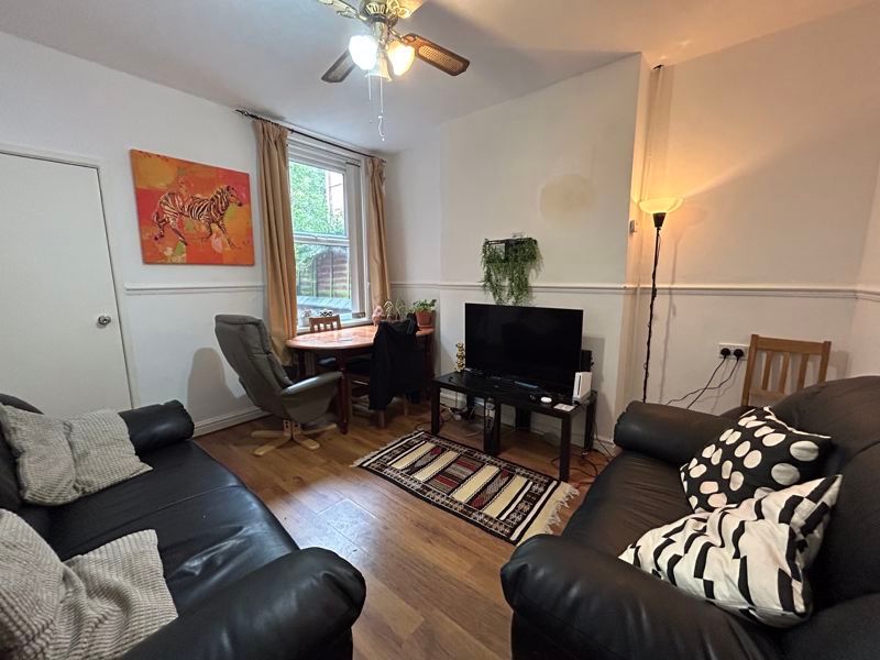 Property photo 1 of 8 Photo 20