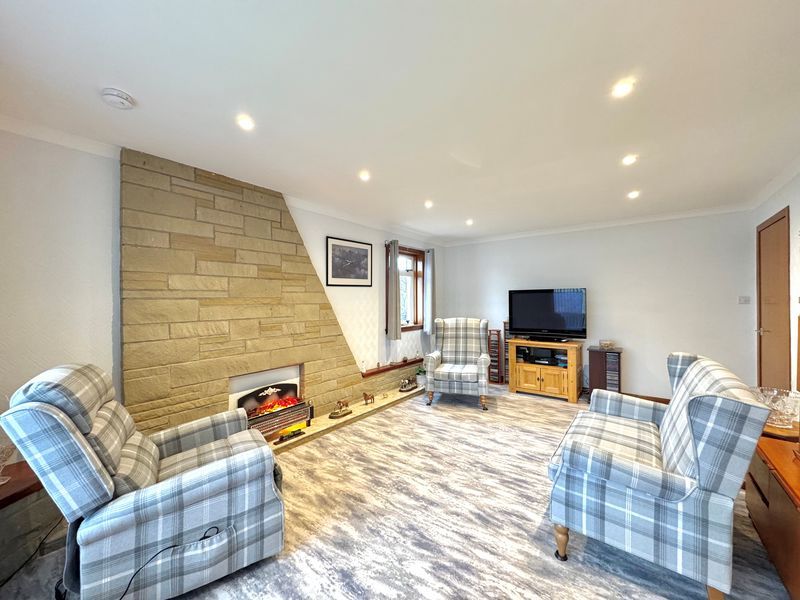 Property photo 3 of 25 Photo 10