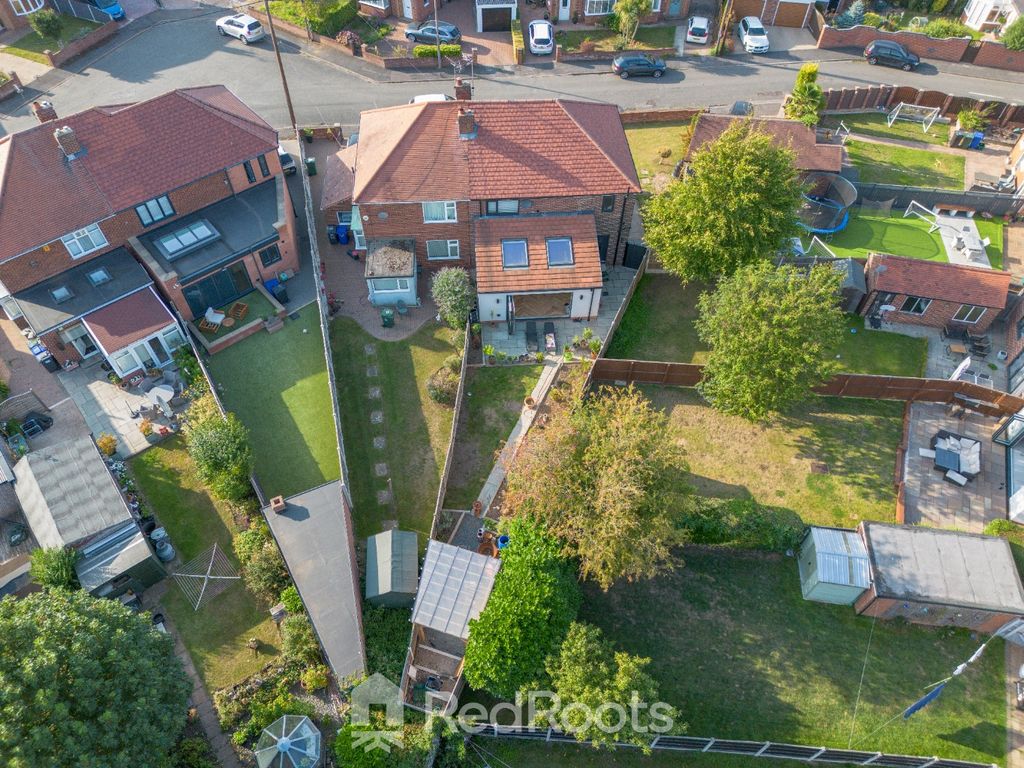 Property photo 3 of 44 4196245