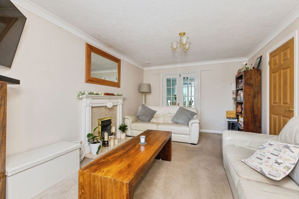 Property photo 3 of 25 Pbox-Img.Jpg
