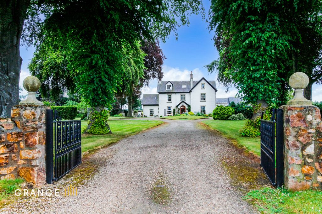 Property photo 3 of 50