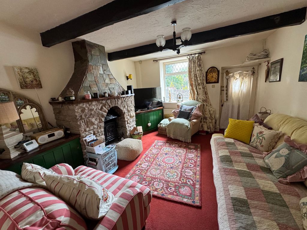 Property photo 2 of 11 Sitting Room
