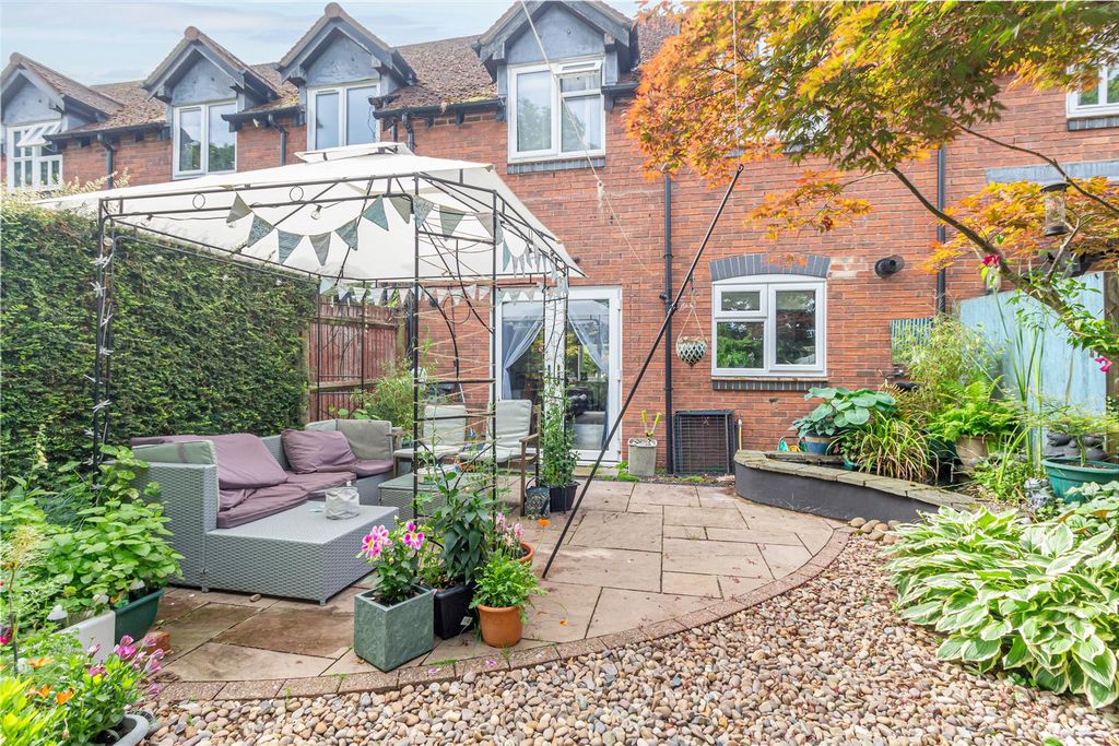 Property photo 3 of 14 Garden-3.Jpg