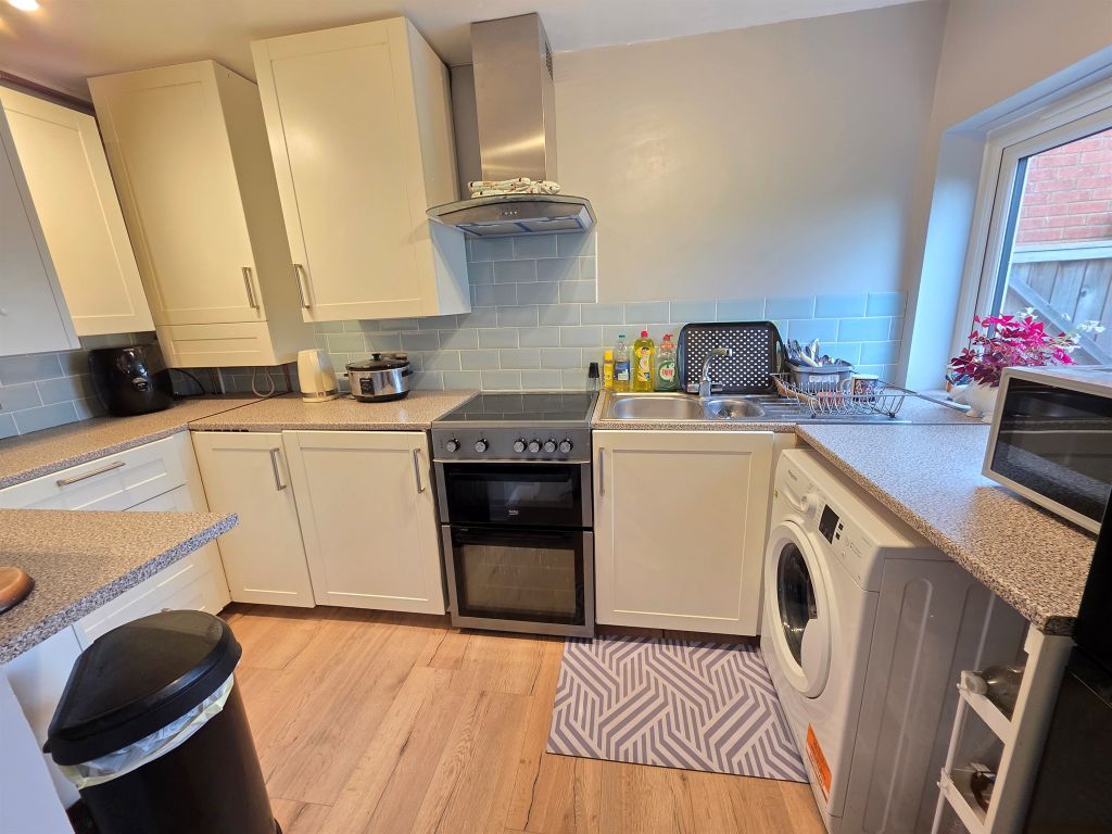 Property photo 3 of 17