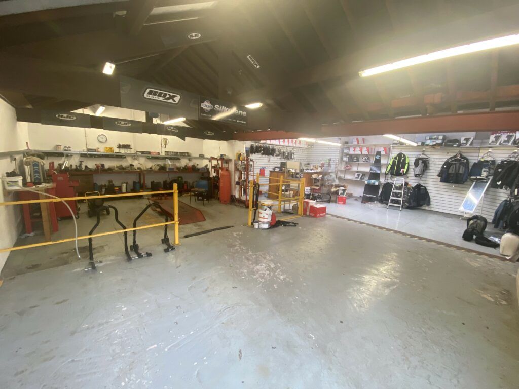 Property photo 1 of 5