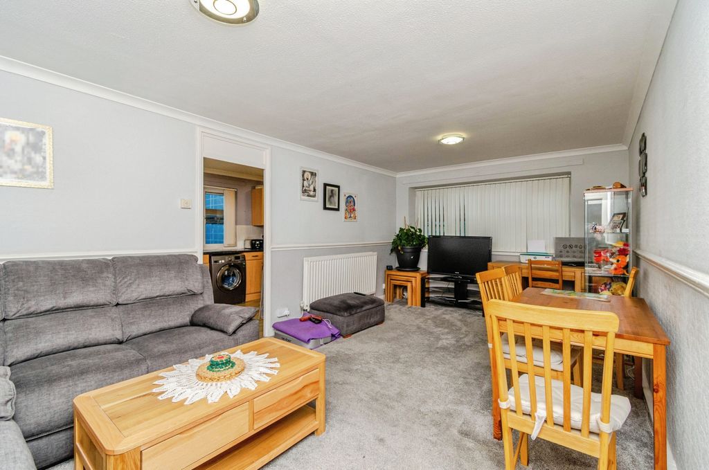 Property photo 3 of 14 Lounge Diner