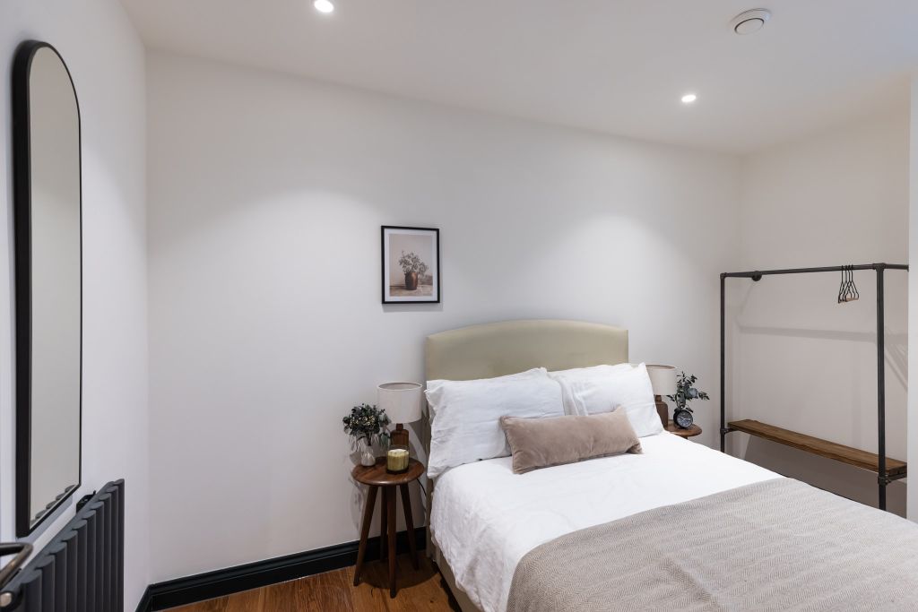 Property photo 3 of 19 Bedroom