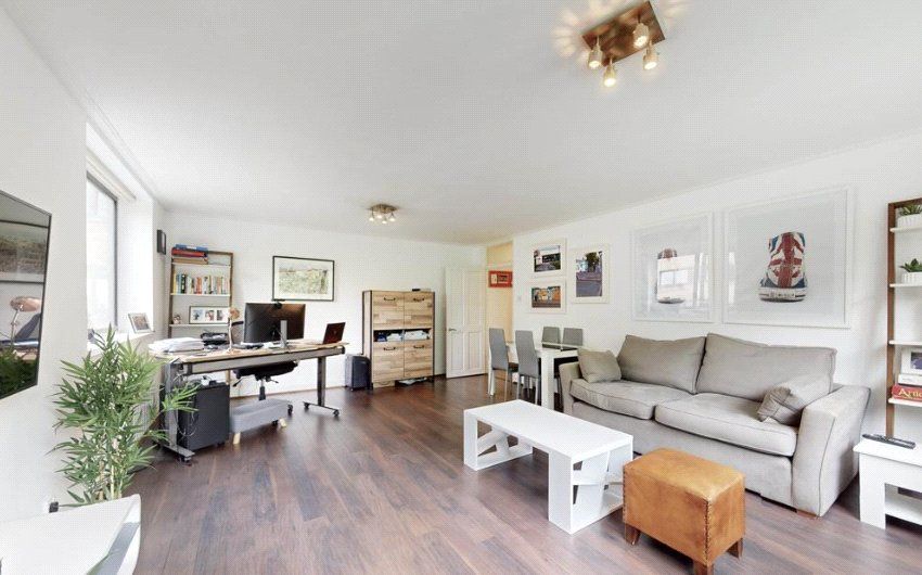 Property photo 1 of 9 Picture No. 15