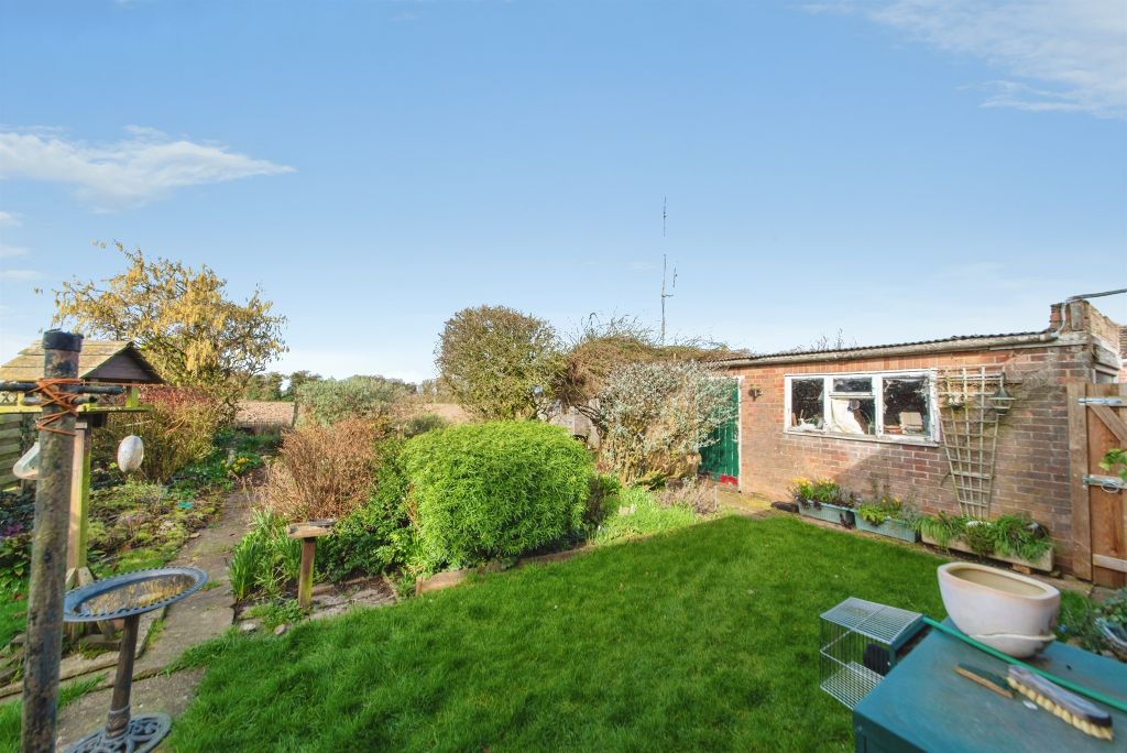 Property photo 2 of 20