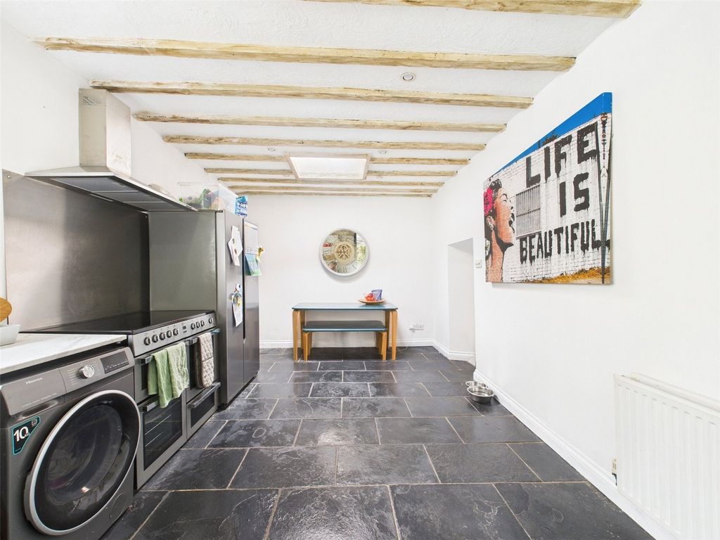 Property photo 2 of 17 Kitchen