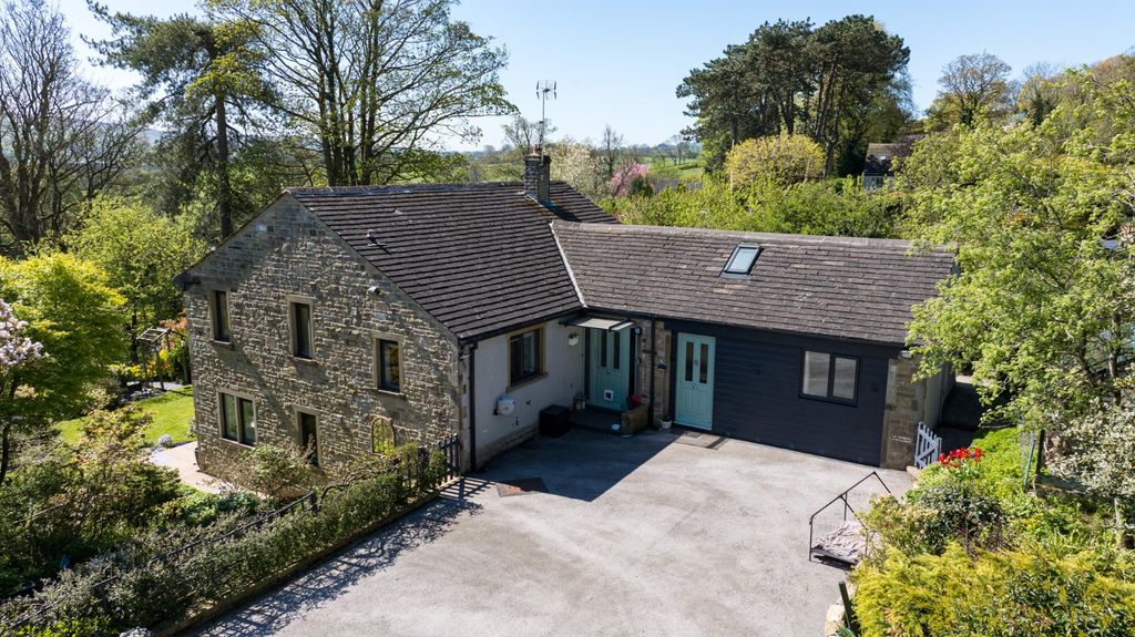 Property photo 1 of 35 Picture No. 06