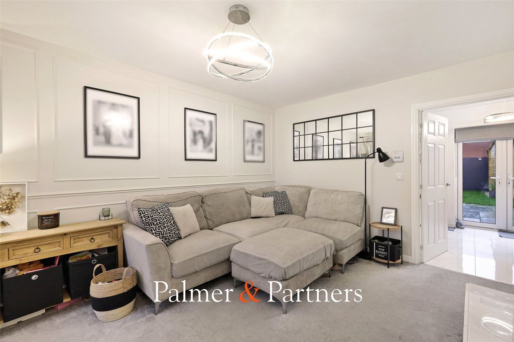 Property photo 2 of 18 Picture No. 10