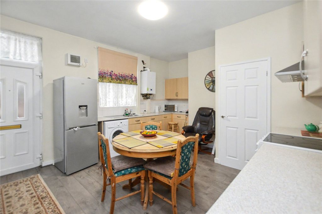 Property photo 3 of 10 Picture No. 02