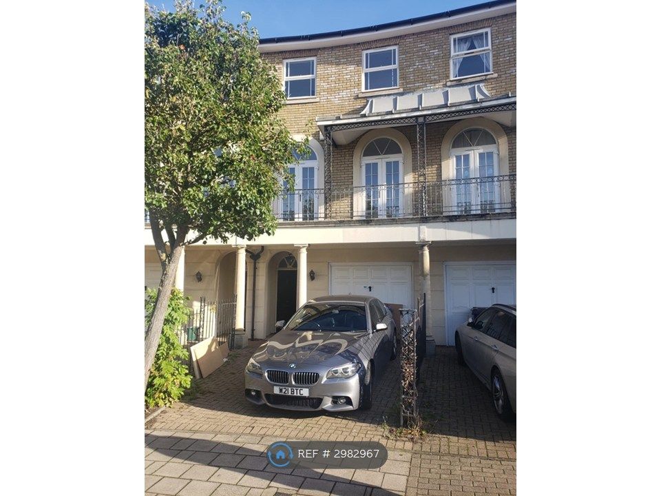 Property photo 1 of 31