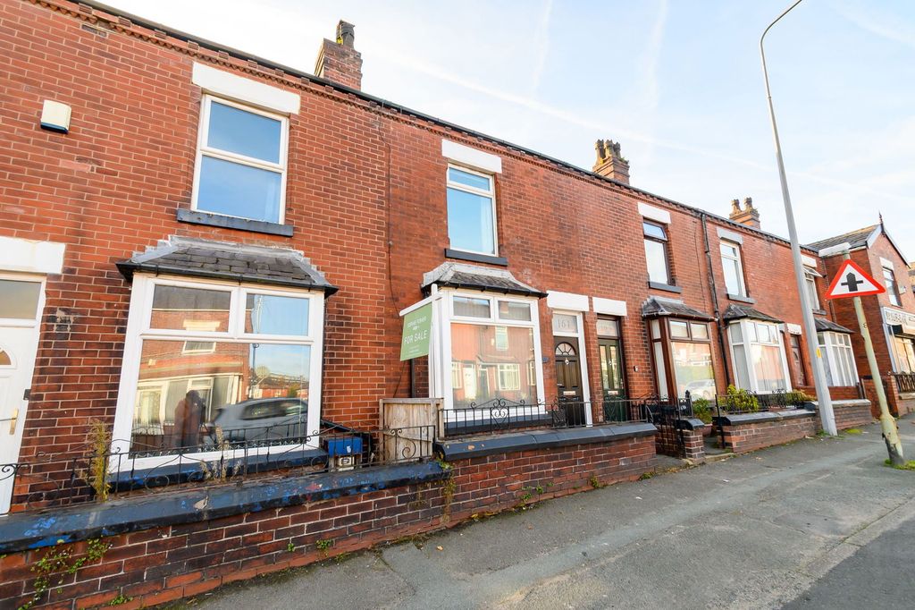 Property photo 2 of 22