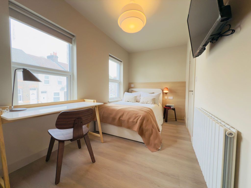 Property photo 3 of 13