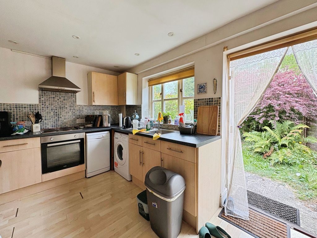 Property photo 3 of 15 2594Fa23-12