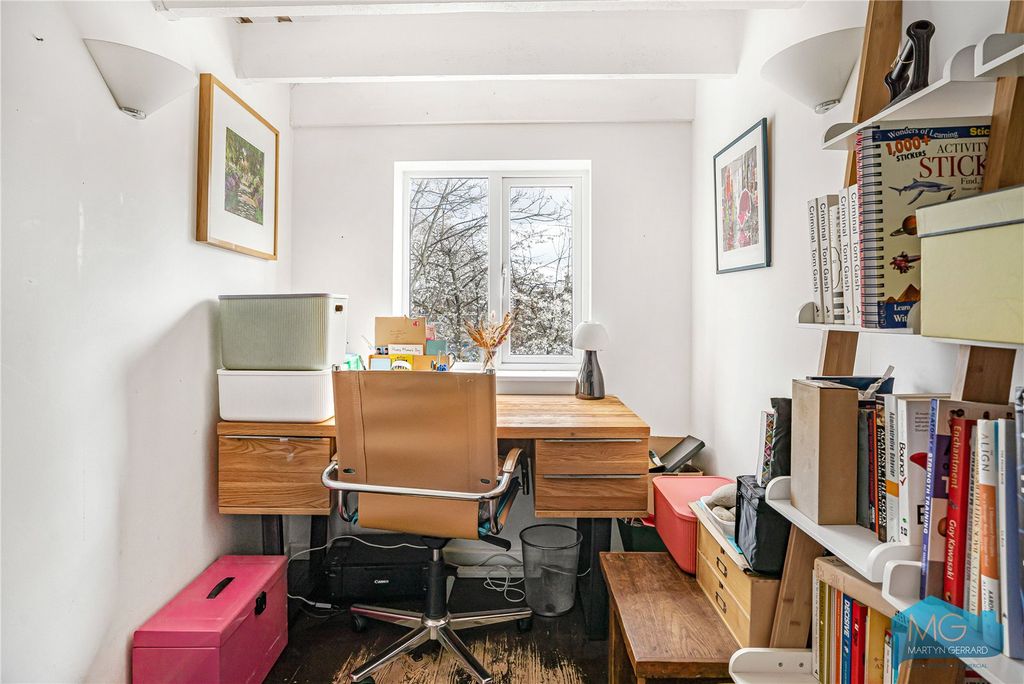 Additional image 18 of 3 bed flat for saleHighbury Park, London N5