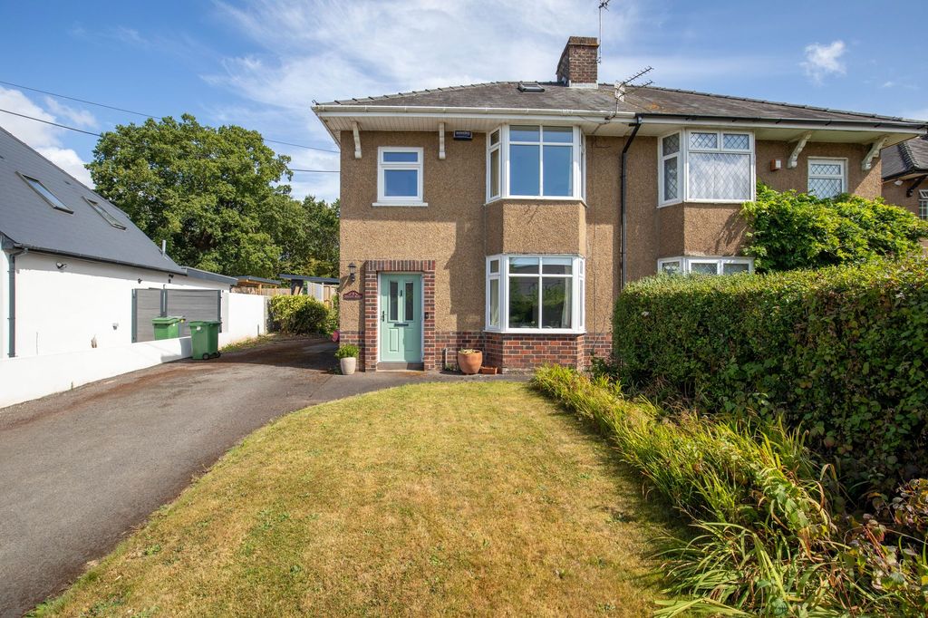 Property photo 1 of 31