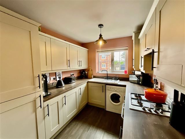 Property photo 3 of 21 Kitchen Diner