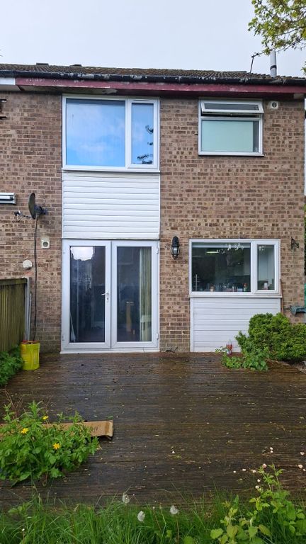 Property photo 3 of 10